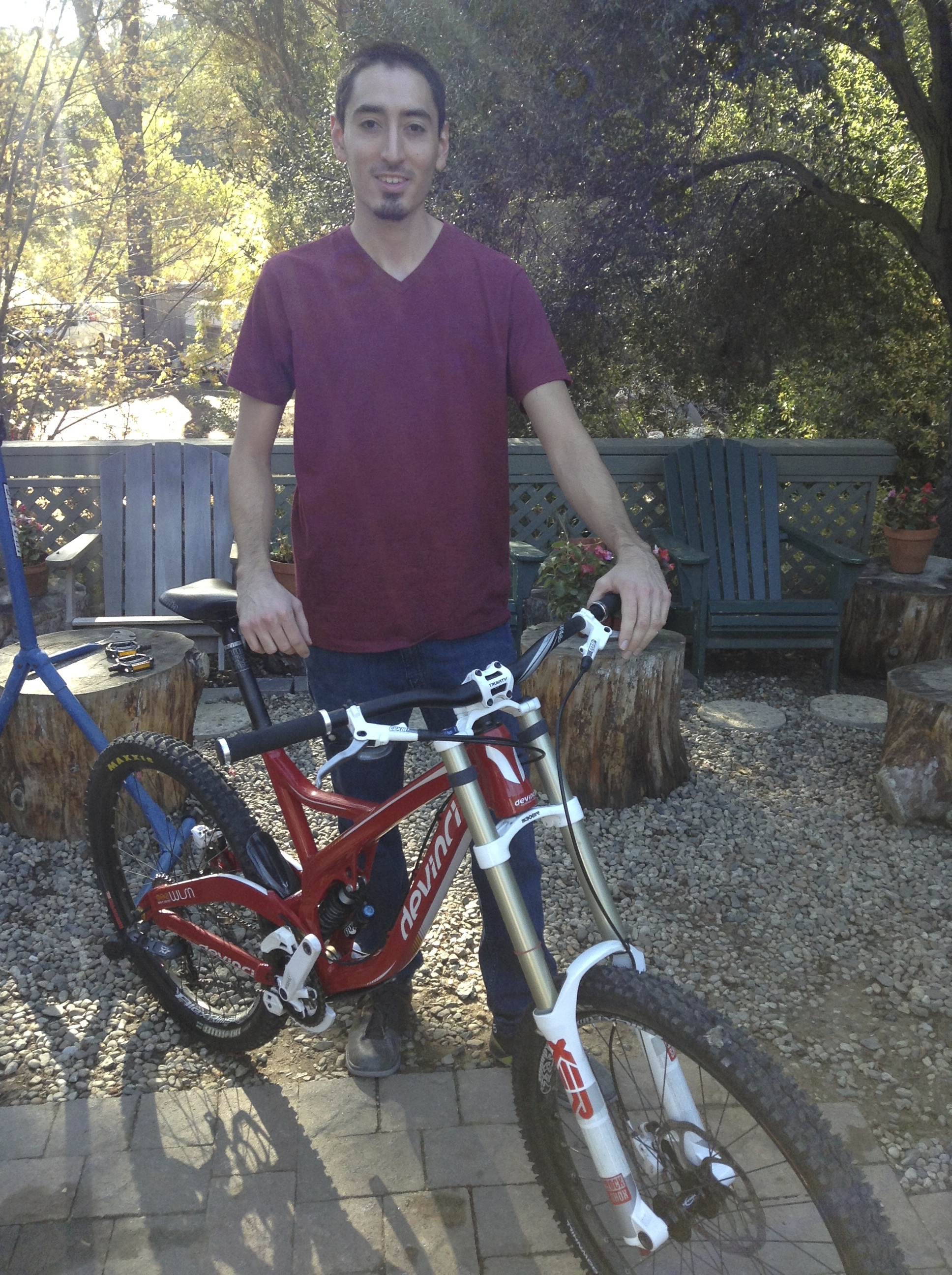 Jorge saw the Devinci Wilson on our website and drove up from Loma Linda after working a 12 hours night shift. What a champ! It's the perfect bike for his weekend trips to Big Bear.